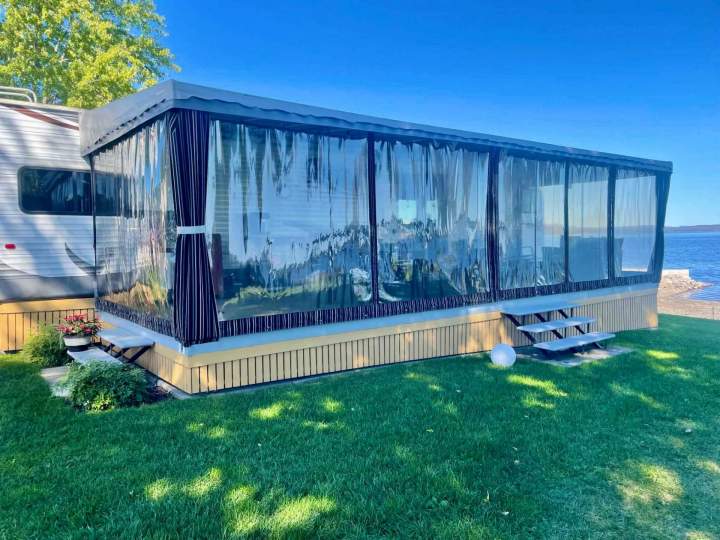 Construction d'abris de camping Saint-Apollinaire